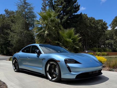 Used 2022 Porsche Taycan 4S AWD/4WD image 13