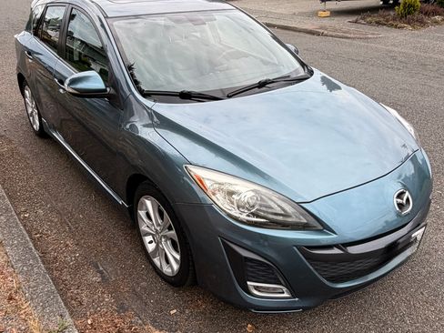 Used 2010 MAZDA MAZDA3 s Grand Touring FWD image 2