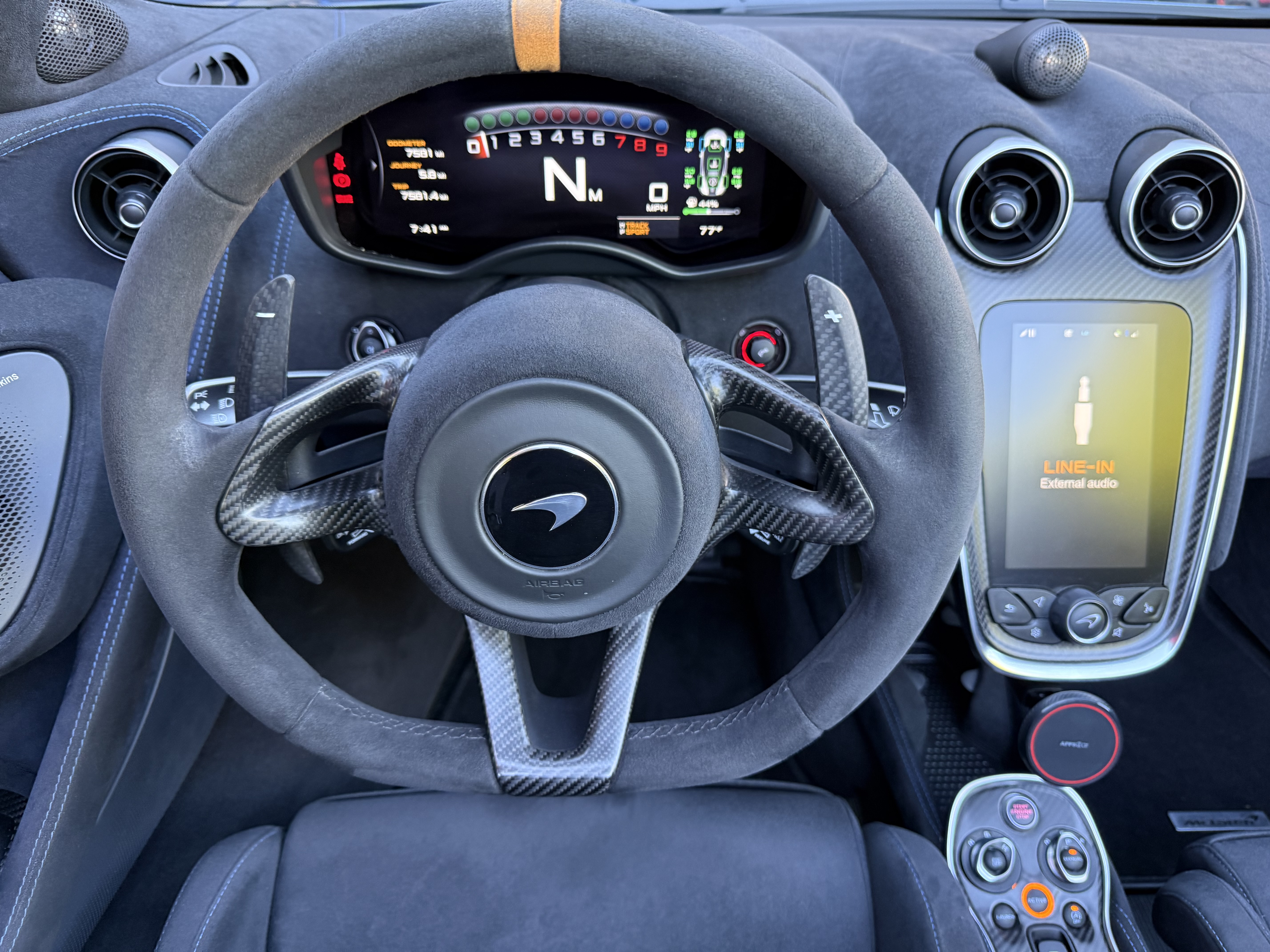 Used 2020 McLaren 600LT Spider RWD image 26