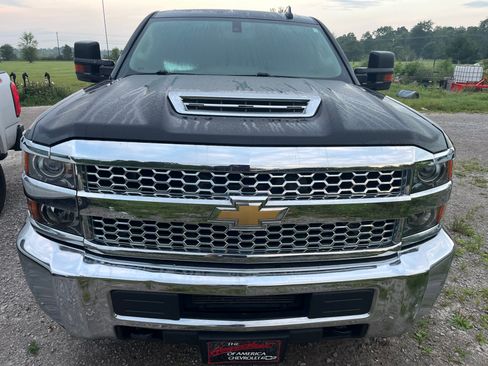 Used 2006 Chevrolet Silverado 2500 W/T w/ Snow Plow Prep Package AWD/4WD image 4