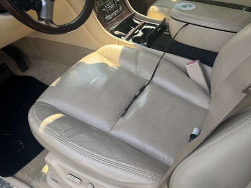 Used 2007 Cadillac Escalade ESV AWD w/ Information Package image 5