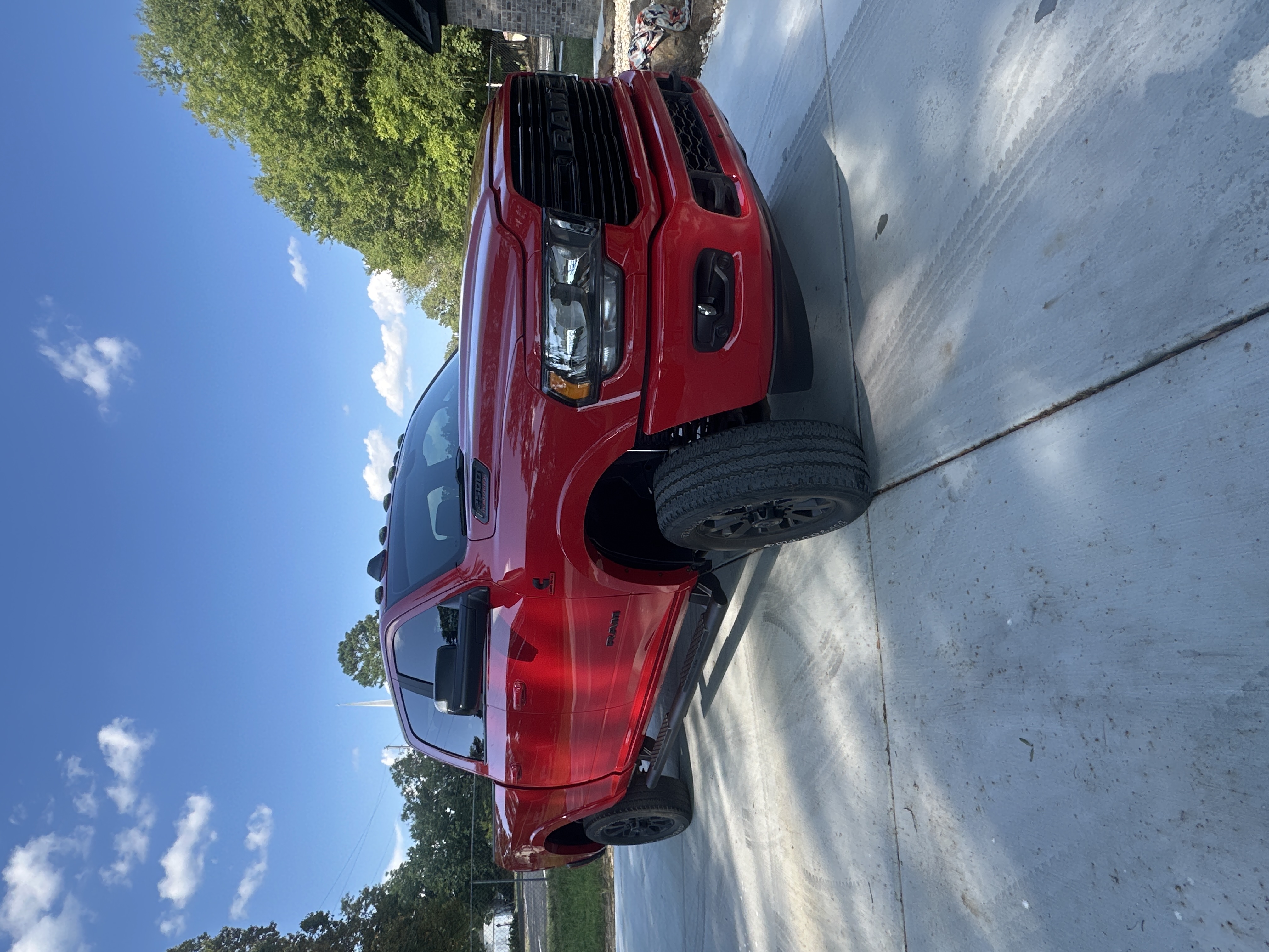 Used 2019 RAM 2500 Big Horn w/ Night Edition AWD/4WD image 2