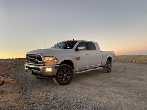 Used 2018 RAM 2500 Limited AWD/4WD image 6