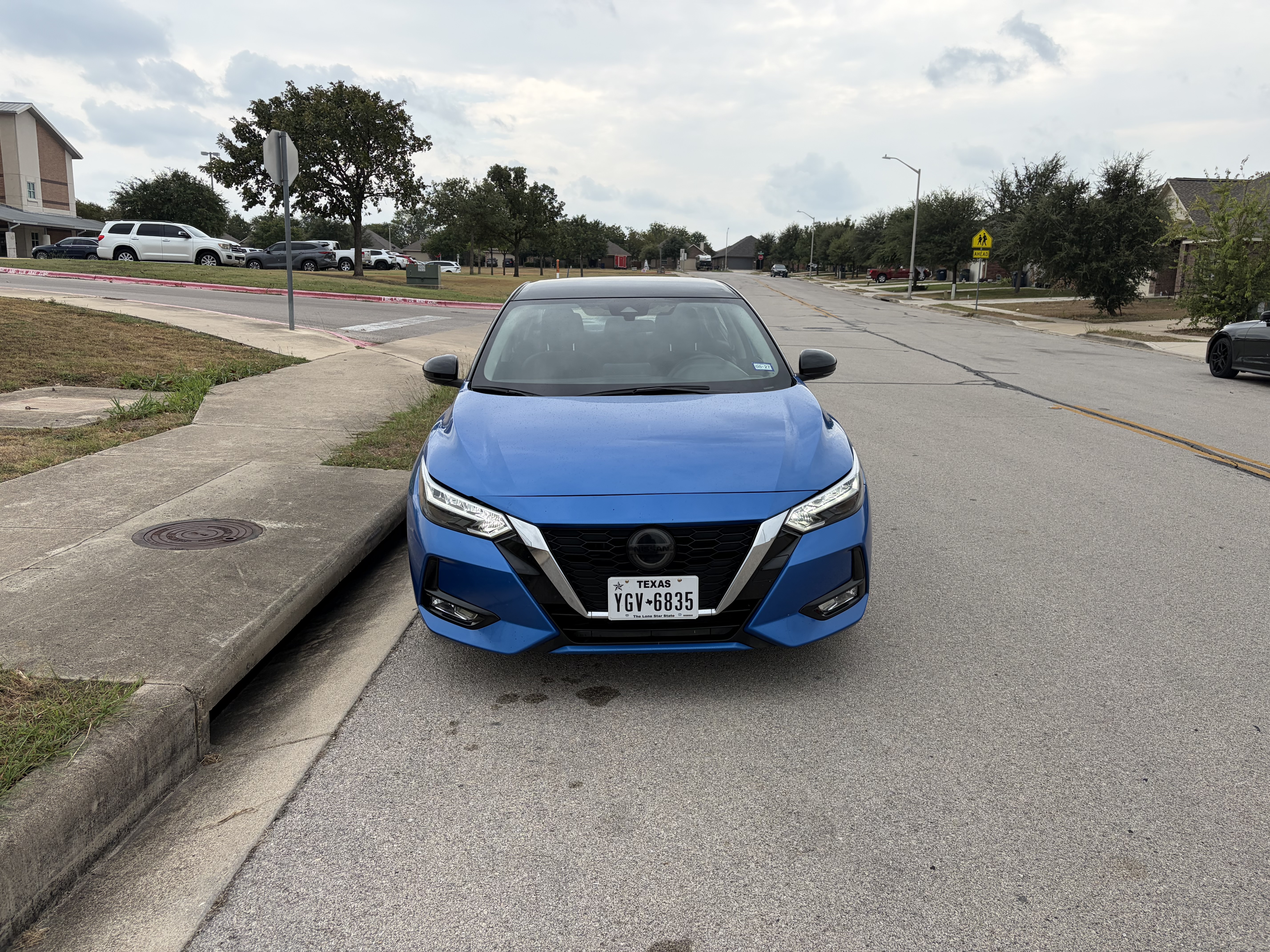 Used 2023 Nissan Sentra SR w/ Trunk Package FWD image 17