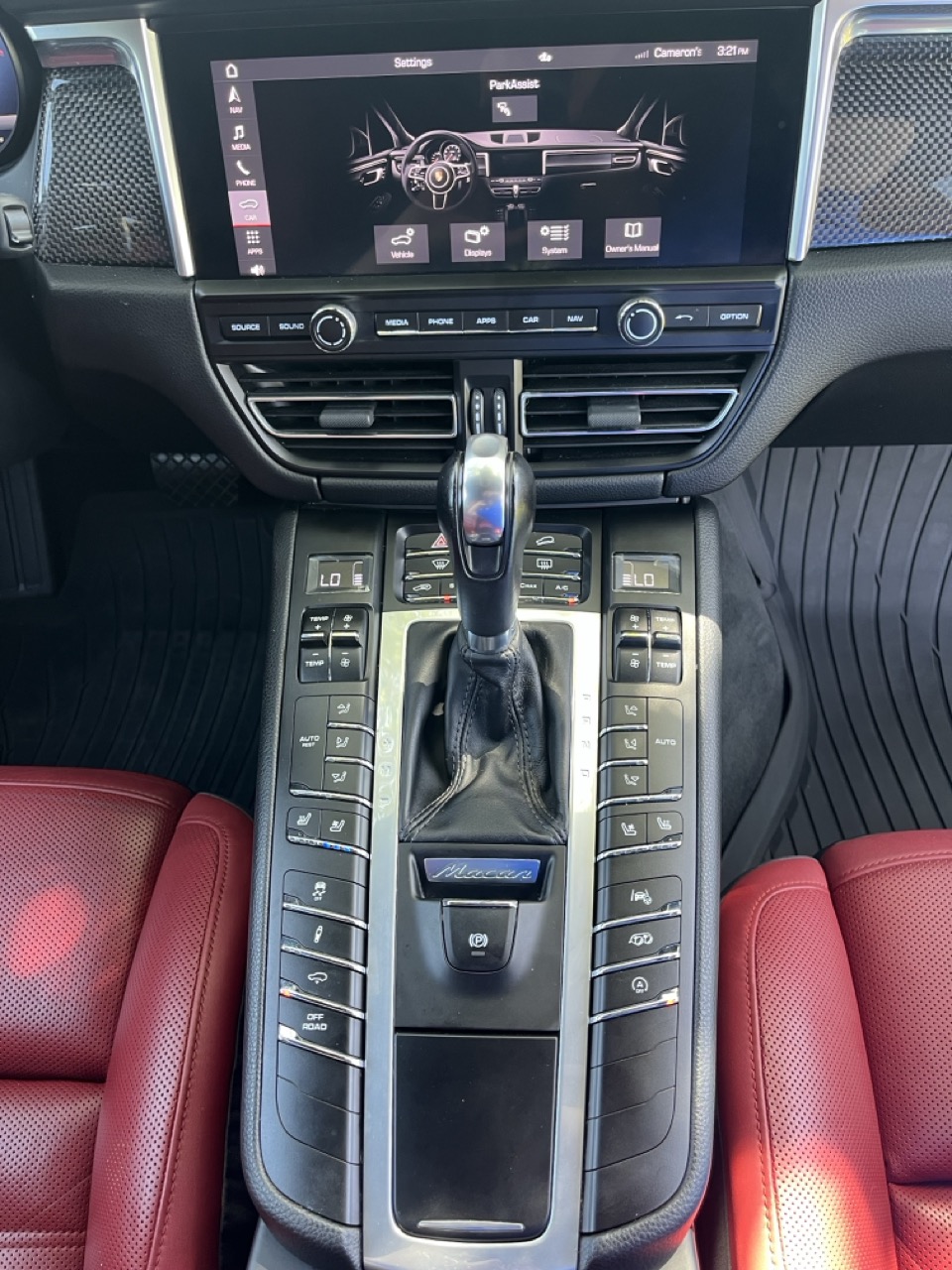 Used 2020 Porsche Macan Turbo AWD/4WD image 18