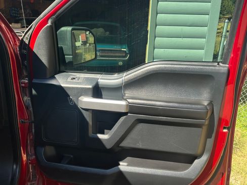 Used 2018 Ford F150 XLT w/ Equipment Group 302A Luxury image 25