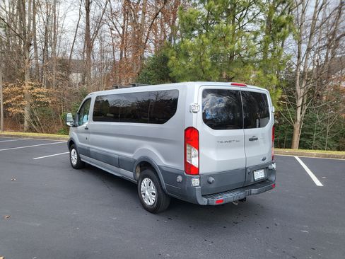 Used 2016 Ford Transit 350 XLT image 5