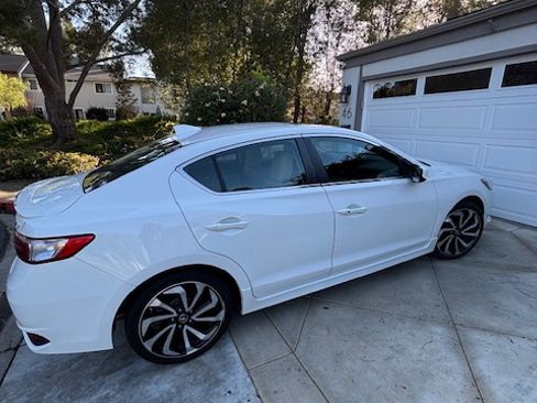 Used 2018 Acura ILX w/ Special Edition Package image 1