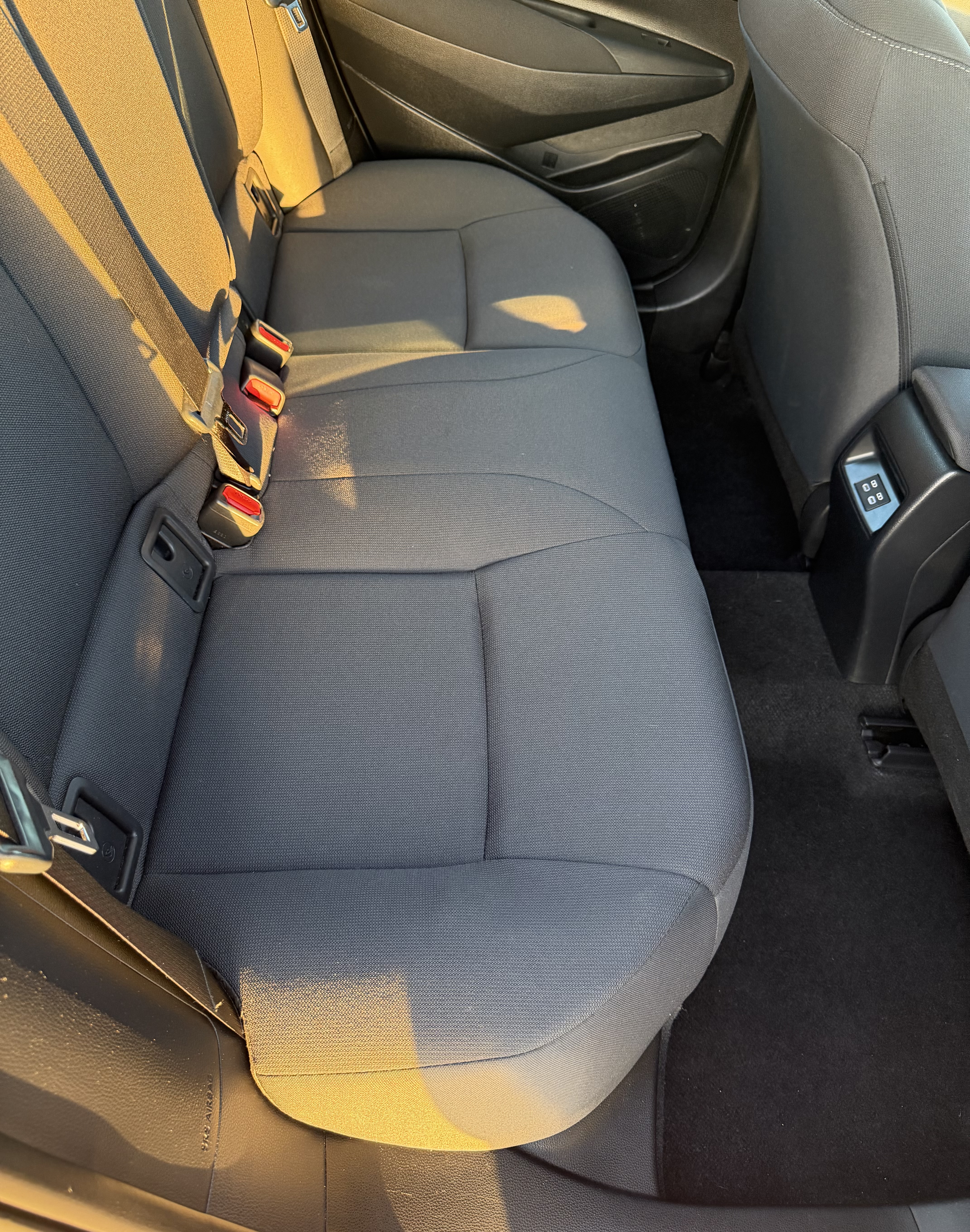 Used 2023 Toyota Corolla LE FWD image 21