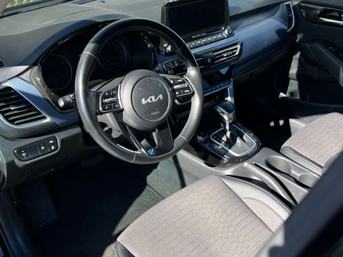Used 2023 Kia Seltos Nightfall Edition image 21