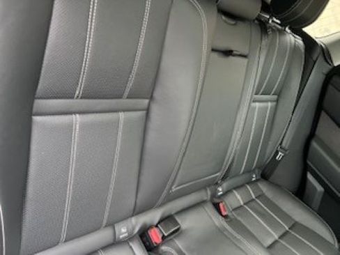 Used 2019 Land Rover Range Rover Velar S image 13