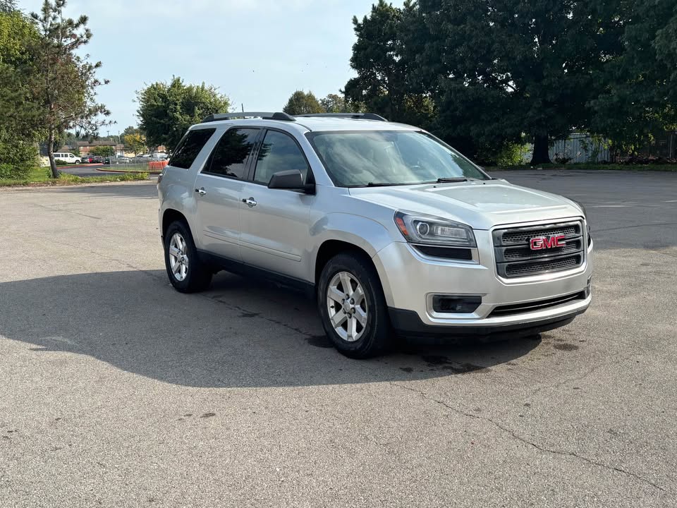 Used 2016 GMC Acadia SLE AWD/4WD image 8