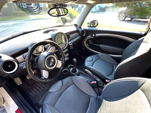 Used 2010 MINI Cooper Clubman S FWD image 13