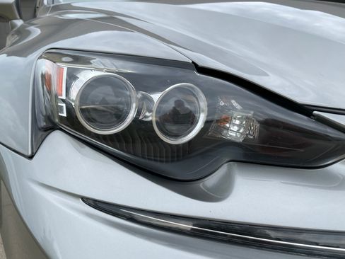 Used 2014 Lexus IS 250 AWD image 9