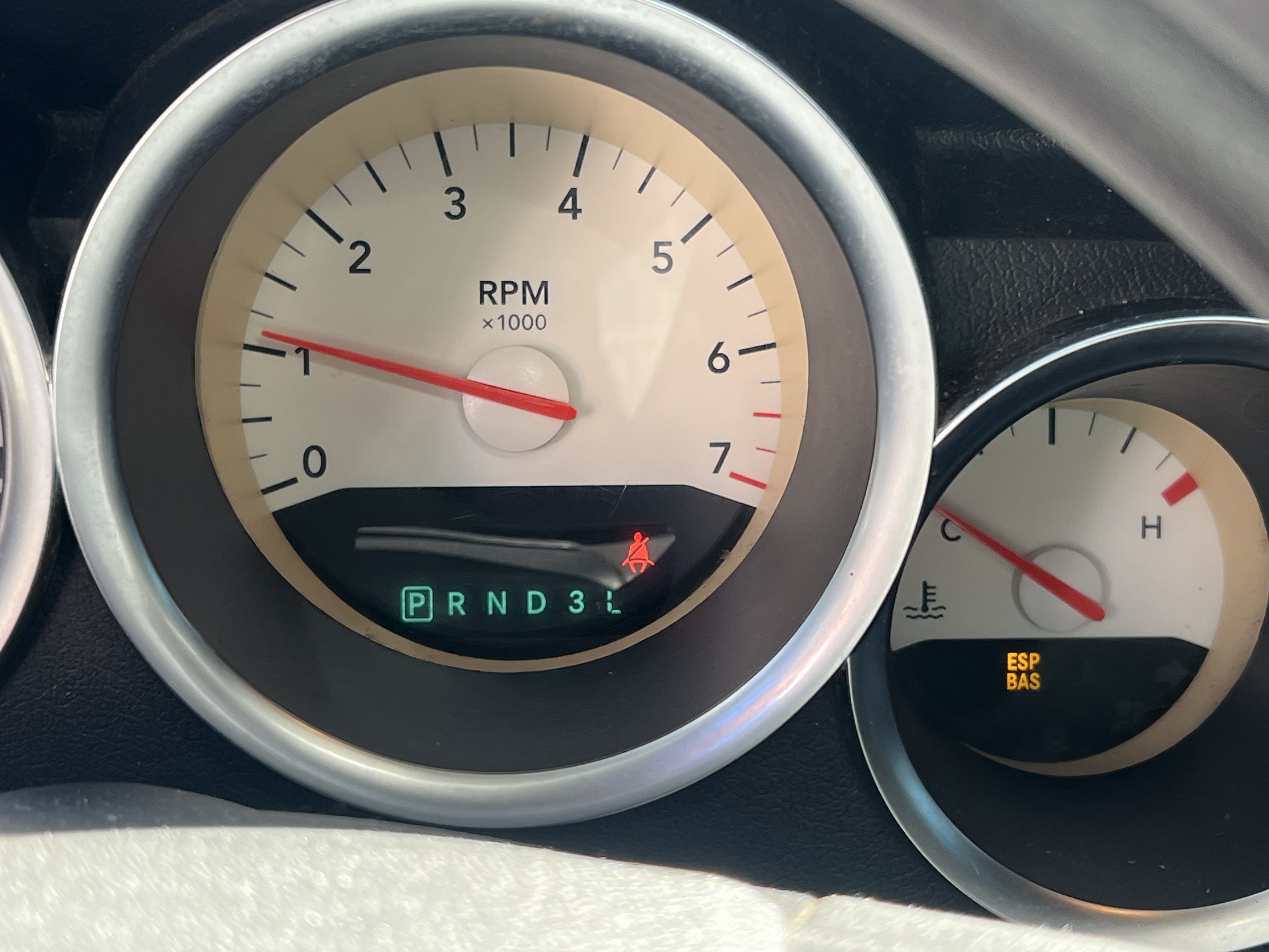 Used 2005 Dodge Magnum SE RWD image 13