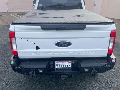 Used 2019 Ford F350 XL w/ Power Equipment Group image 8