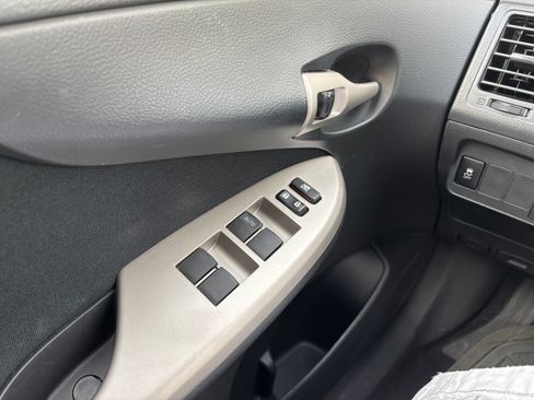 Used 2013 Toyota Corolla S w/ Premium Pkg image 22