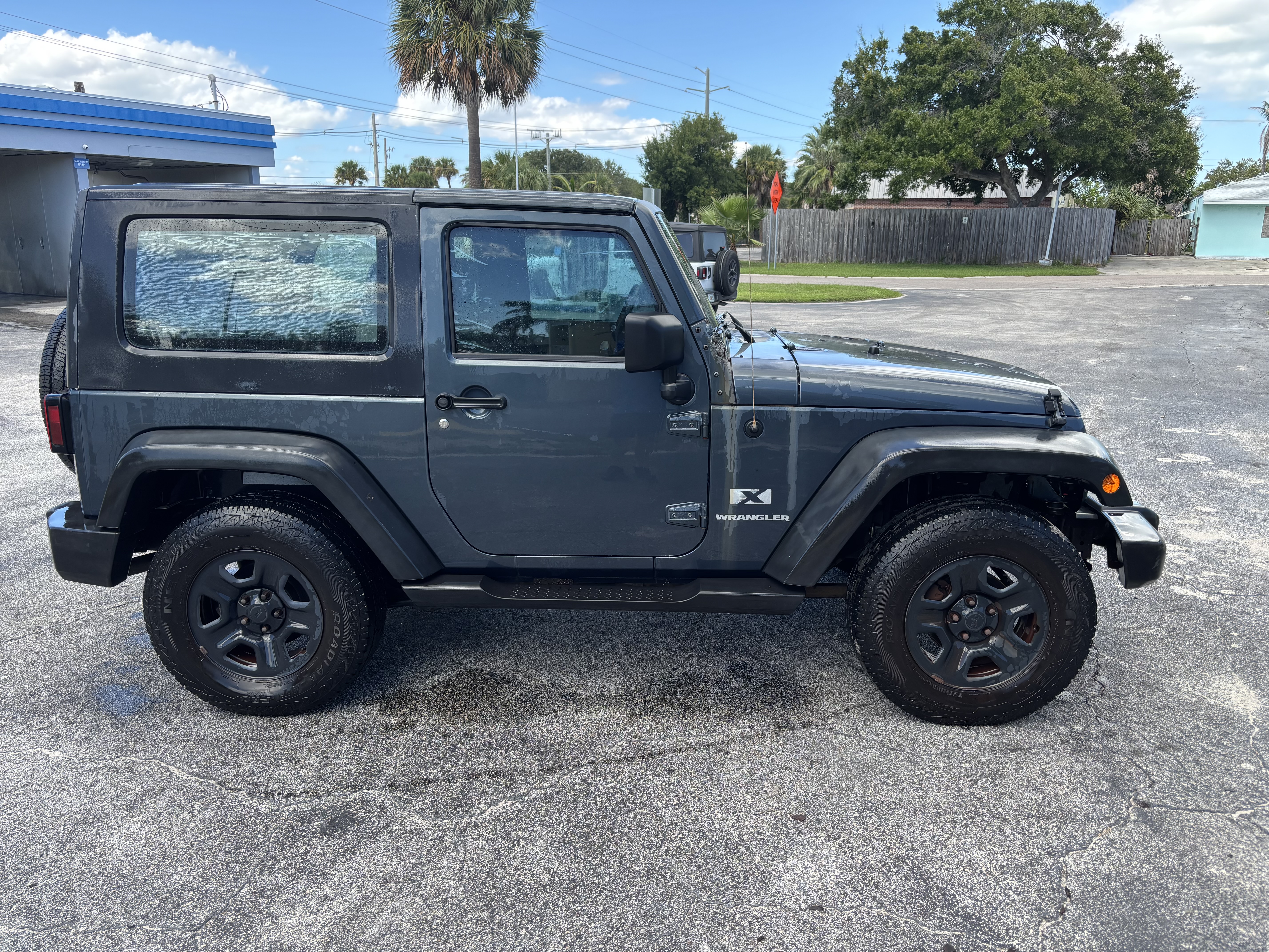 Used 2007 Jeep Wrangler X AWD/4WD image 6