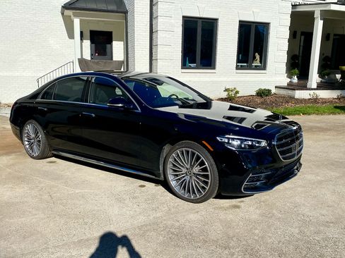Used 2022 Mercedes-Benz S 580 4MATIC Sedan image 4