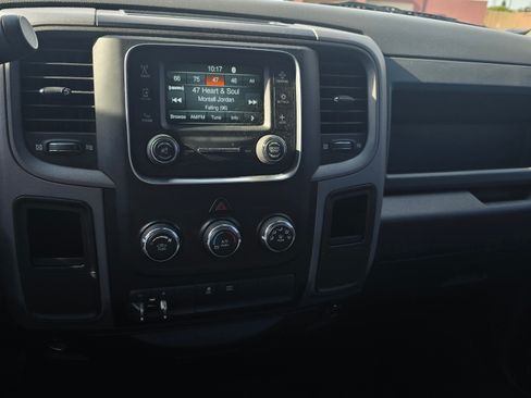 Used 2018 RAM 2500 Tradesman w/ Chrome Appearance Group image 10