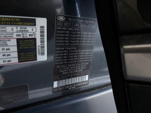 Used 2017 Land Rover Range Rover HSE image 21