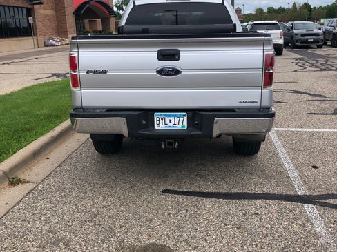 Used 2011 Ford F150 XLT w/ Trailer Tow Pkg image 4