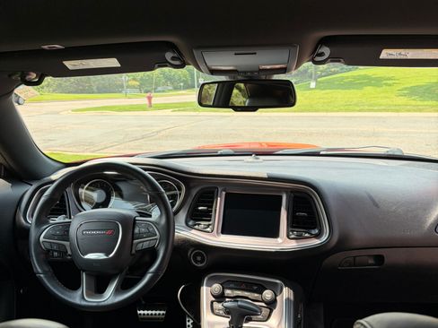 Used 2019 Dodge Challenger R/T Scat Pack w/ Plus Package RWD image 21
