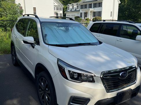 Used 2021 Subaru Forester Limited AWD/4WD image 1