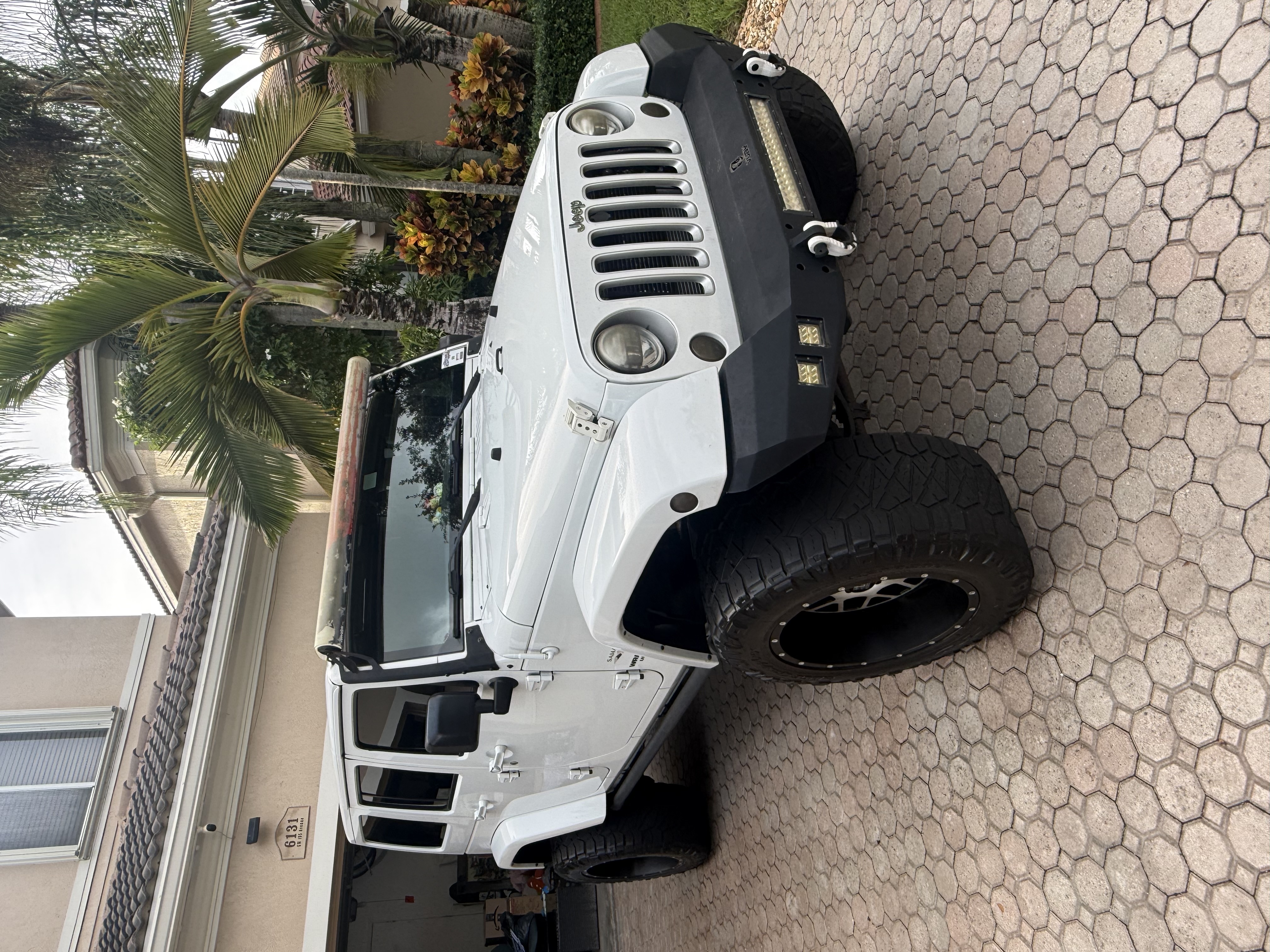 Used 2016 Jeep Wrangler Unlimited Sahara w/ Dual Top Group AWD/4WD image 1
