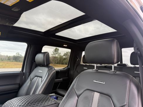 Used 2019 Ford F150 Platinum w/ Equipment Group 701A Luxury image 12