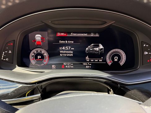 Used 2019 Audi Q8 Premium Plus w/ Premium Plus AWD/4WD image 4
