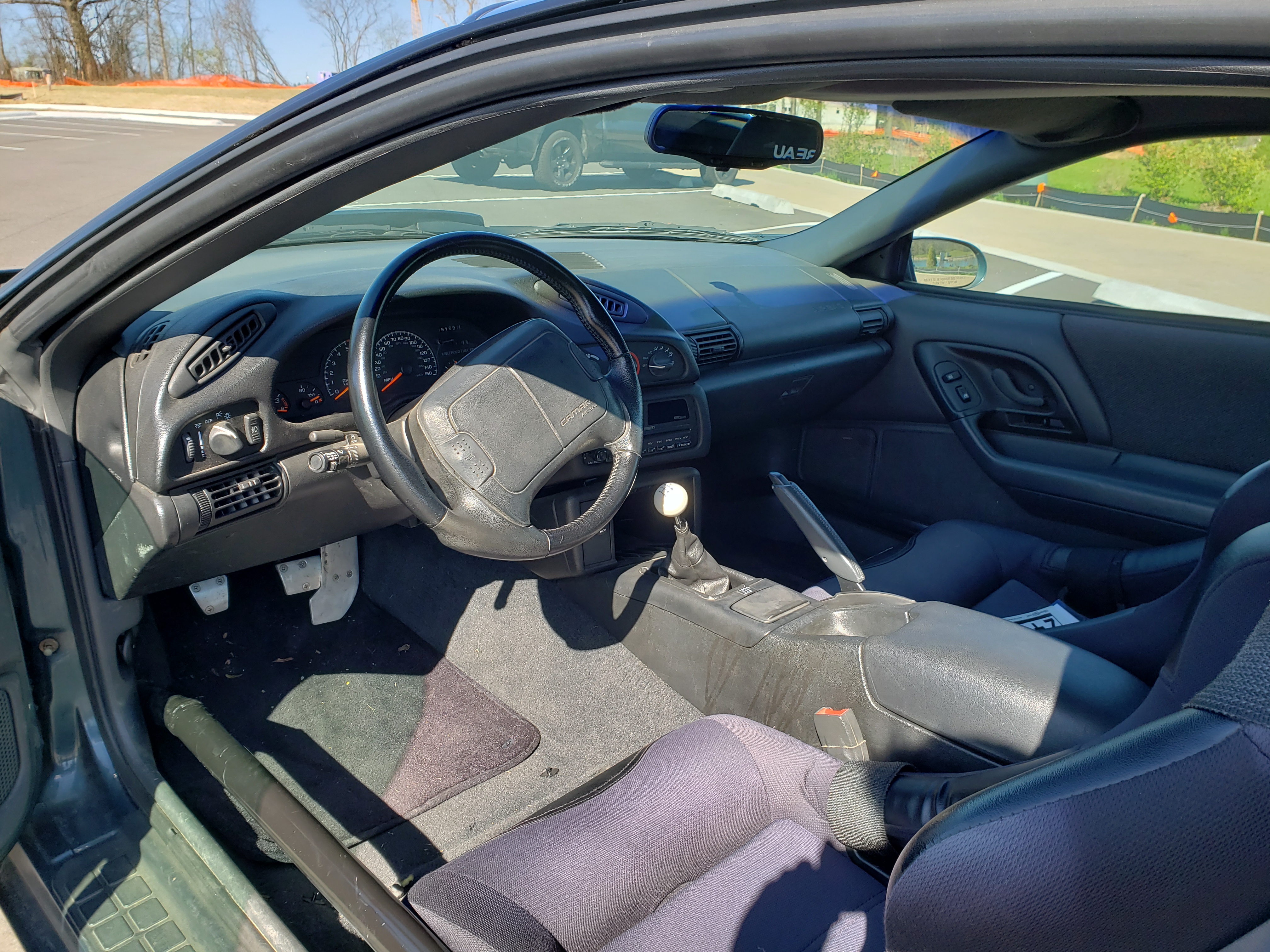 Used 1994 Chevrolet Camaro Z28 RWD image 13