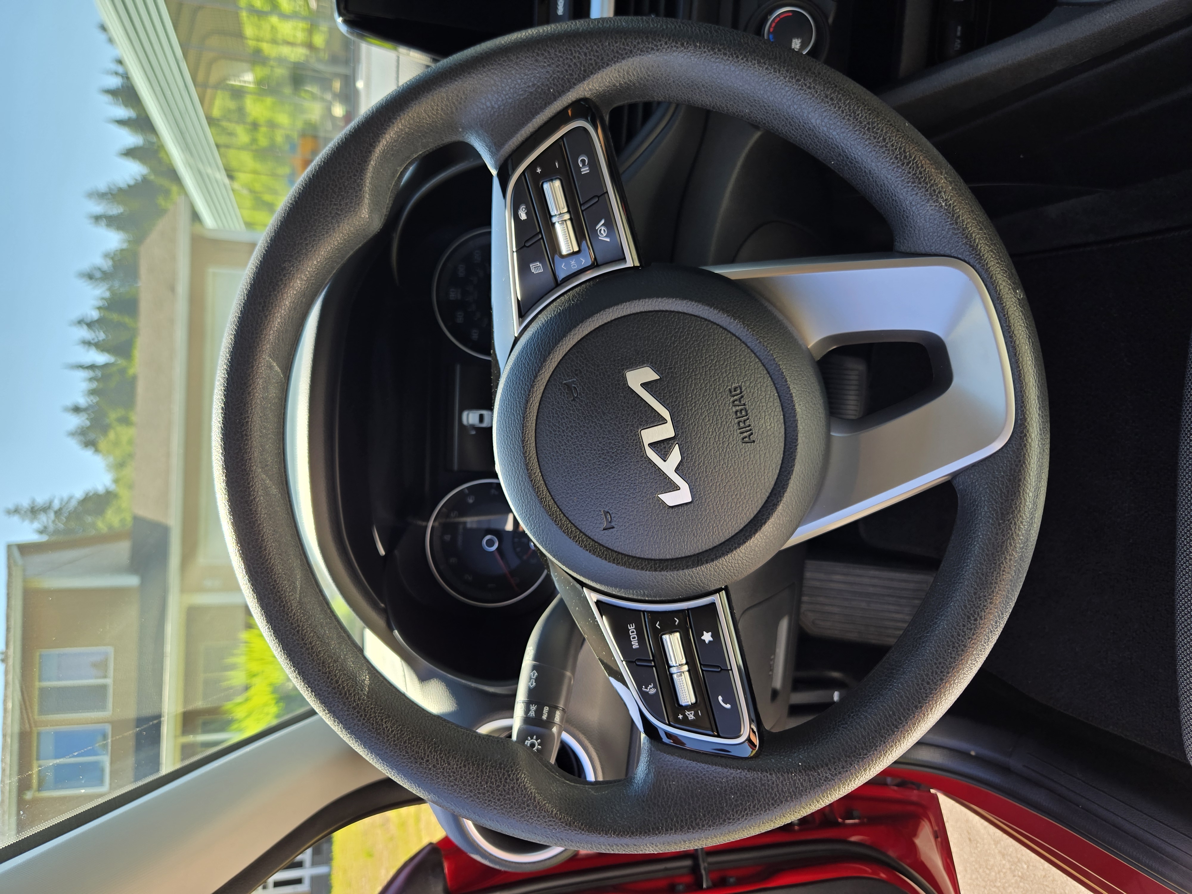Used 2023 Kia Forte LXS w/ LXS Technology Package FWD image 15
