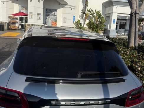 Used 2015 Porsche Macan Turbo w/ Premium Package Plus image 8