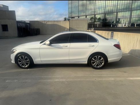 Used 2016 Mercedes-Benz C 300 4MATIC Sedan image 9