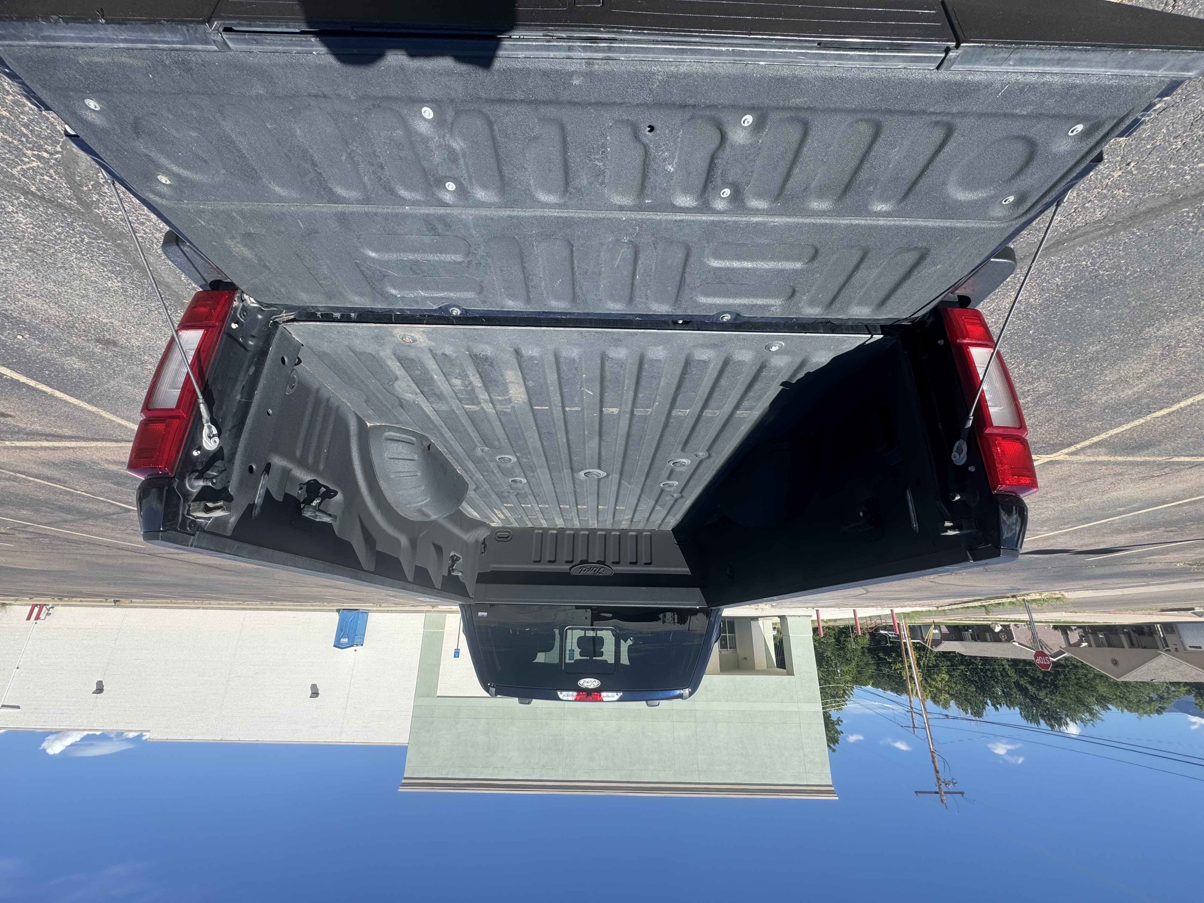 Used 2022 Ford F450 Lariat w/ Lariat Ultimate Package AWD/4WD image 10