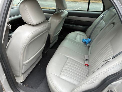 Used 2004 Mercury Marauder image 16