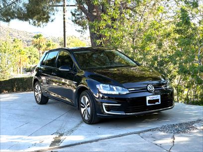 Used 2019 Volkswagen e-Golf SE w/ Driver Assistance Package