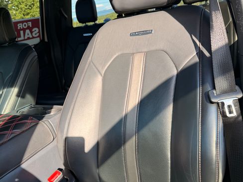 Used 2022 Ford F450 Platinum image 10