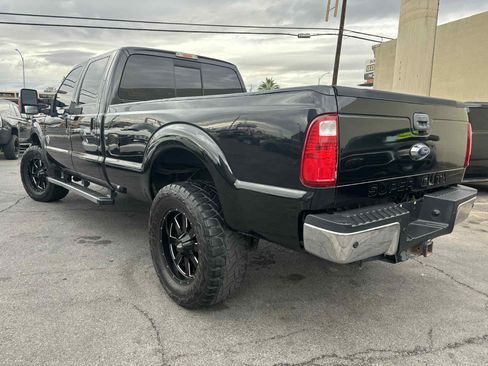 Used 2015 Ford F350 Lariat w/ Chrome Package image 8