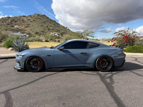 Used 2024 Ford Mustang GT Premium image 5
