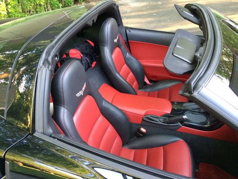 Used 2007 Chevrolet Corvette Coupe 2D w/ Preferred Equipment Group image 8