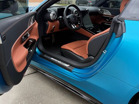 Used 2025 Mercedes-Benz AMG GT 55 image 8