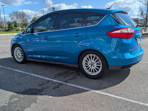 Used 2013 Ford C-MAX SEL image 6