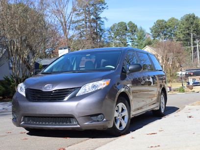 Used 2011 Toyota Sienna CE
