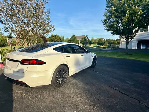 Used 2024 Tesla Model S AWD/4WD image 5