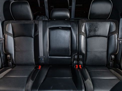 Used 2023 RAM 3500 Laramie w/ Night Edition image 16