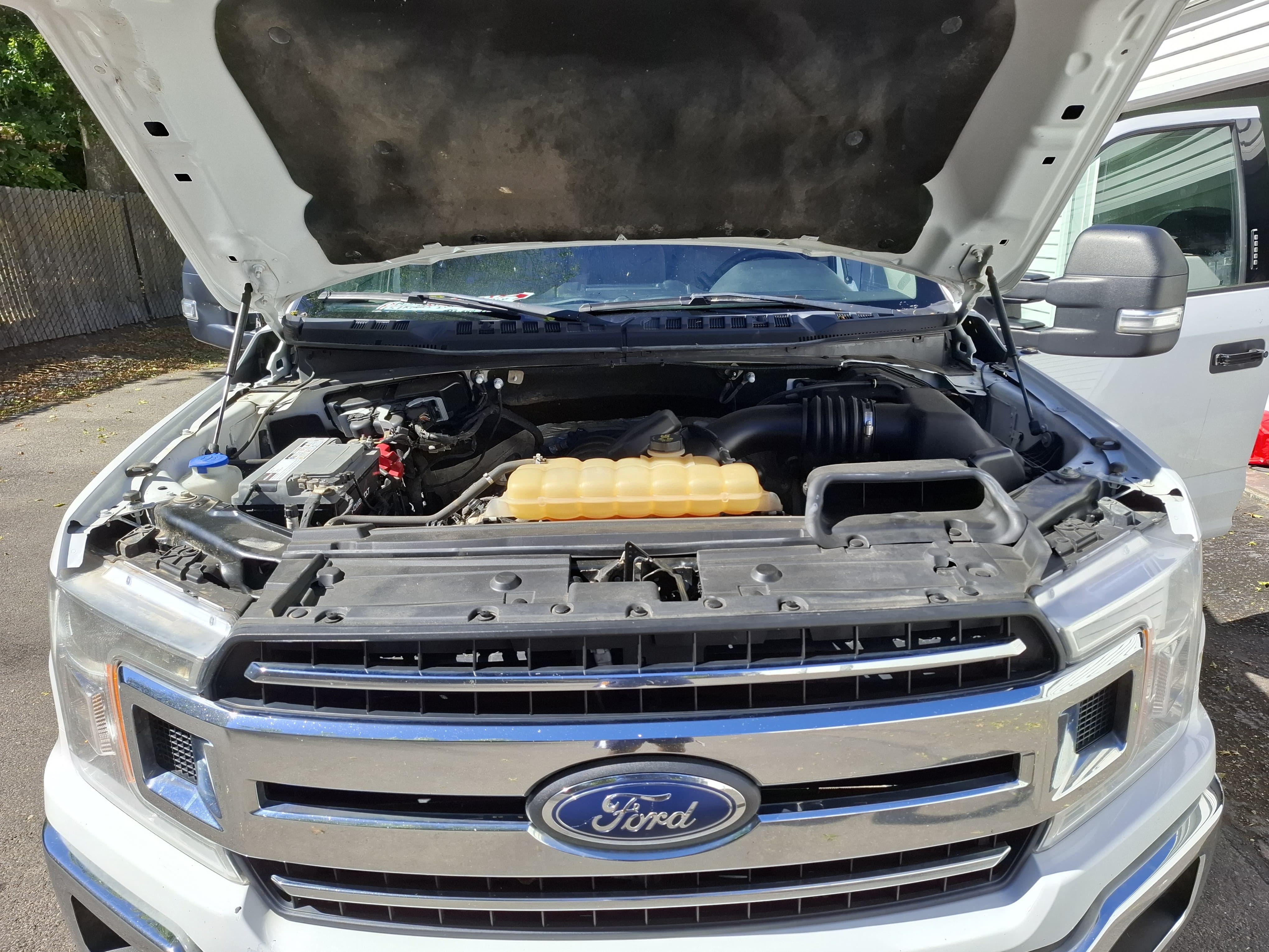 Used 2018 Ford F150 XLT w/ Trailer Tow Package AWD/4WD image 13