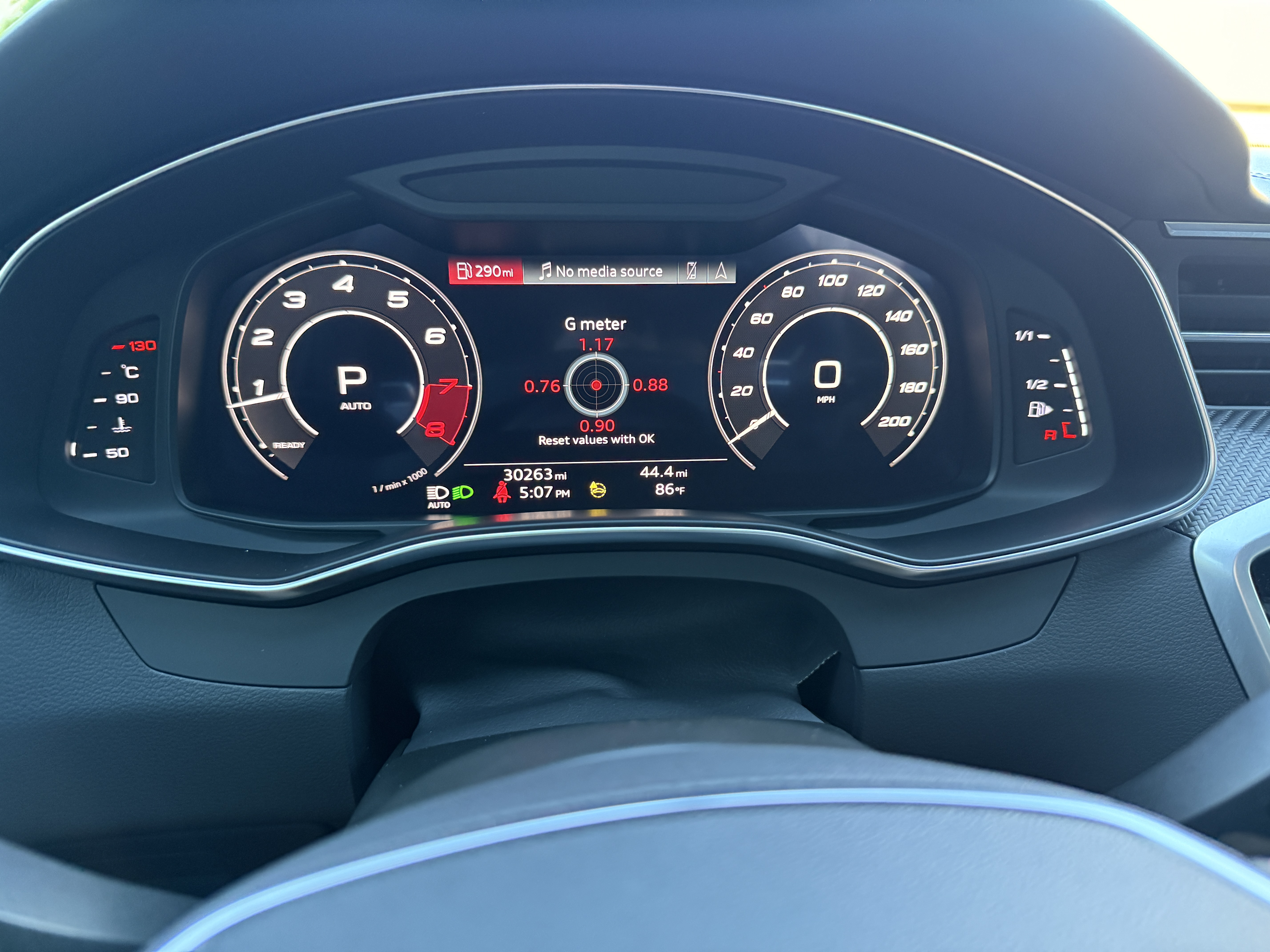 Used 2021 Audi RS 6 AWD/4WD image 10