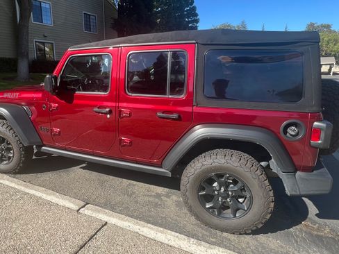 Used 2021 Jeep Wrangler Unlimited Sport AWD/4WD image 4